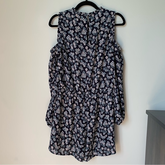 SIZE M MICHAEL KORS COLD SHOULDER FLORAL ROMPER KEYHOLE BACK LONG SLEEVE - Picture 8 of 11